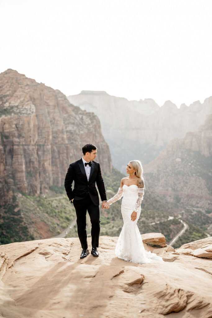 Utah elopement photographer captures bride and groom in Zion National Park