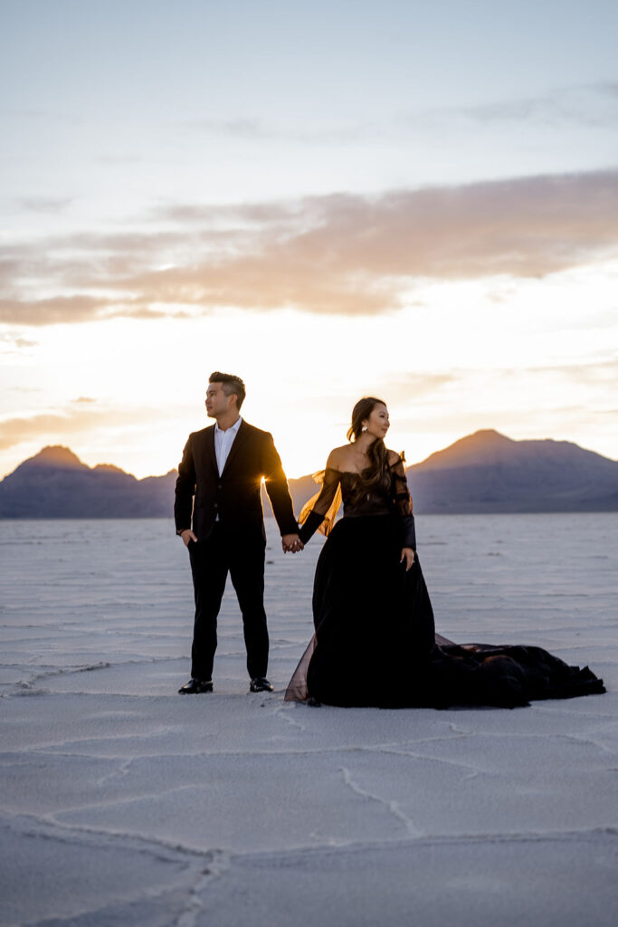 Utah elopement photographer captures elegant outdoor engagements 