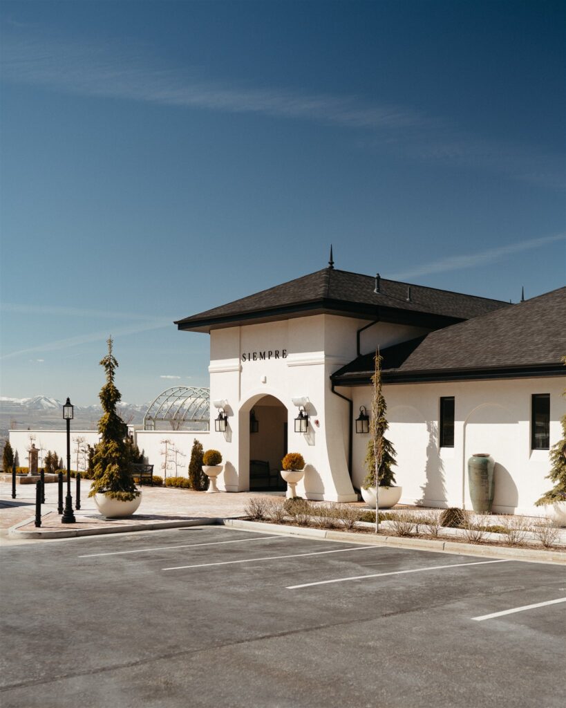 Siempre is a lovely wedding venue in Utah. This photo is shot by the talented Becca Dahl.