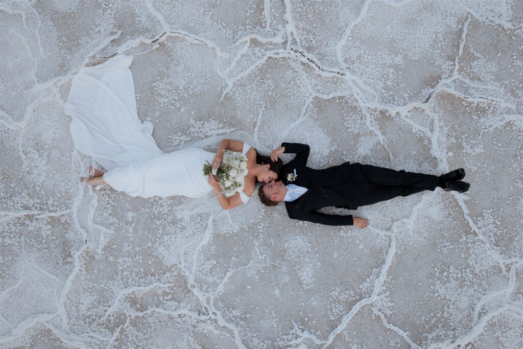 bonneville-salt-flats-green-white-wedding.jpg